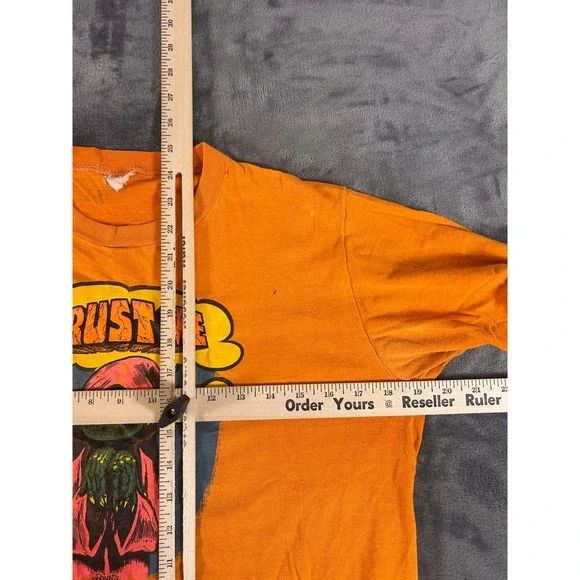 Vintage Roach 70s Trust Me Alien Graphic T-Shirt Orange Single Stitch USA Made